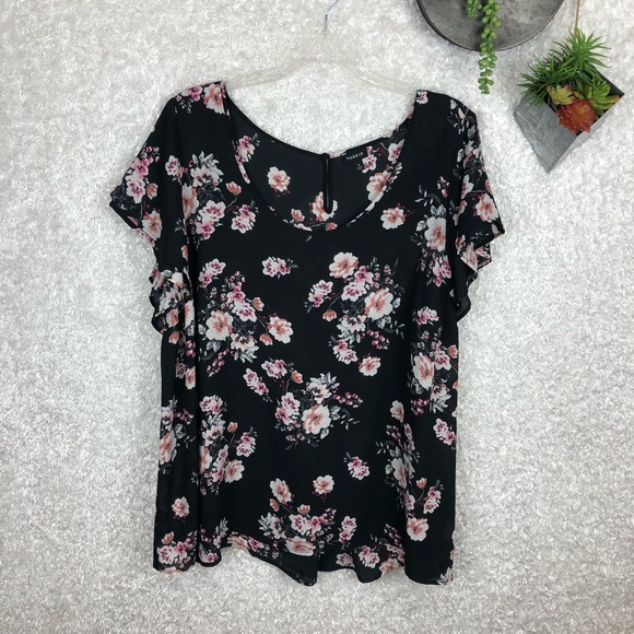 Torrid Black Floral Flutter Sleeve Georgette Top - Picture 2 of 8